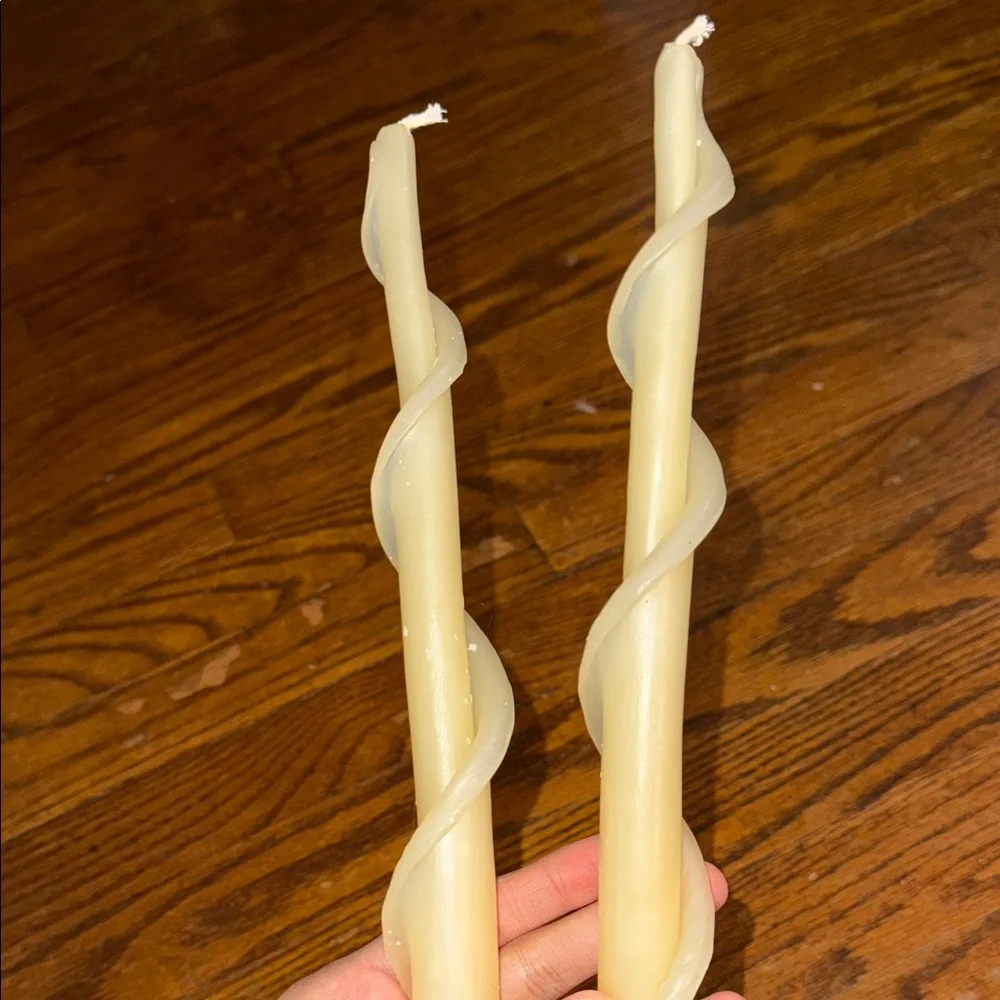 Elegant Cream Spiral Taper Candles